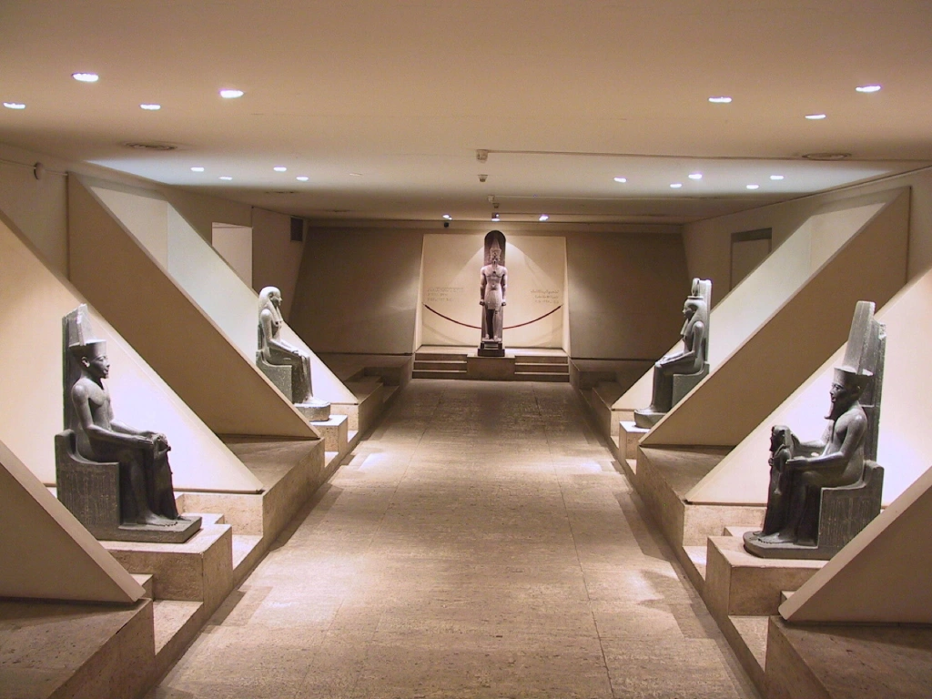 Tour por el Museo de Luxor y el Museo de Momificación