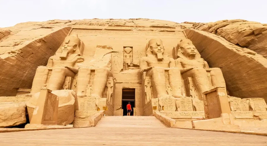 Abu Simbel en avión desde Aswan