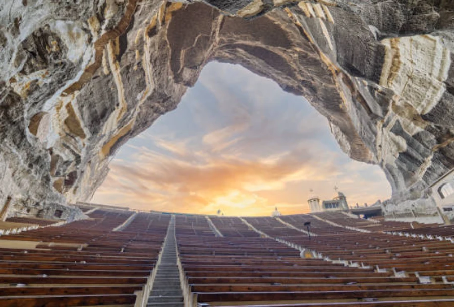 Tour por El Monasterio de San Simon