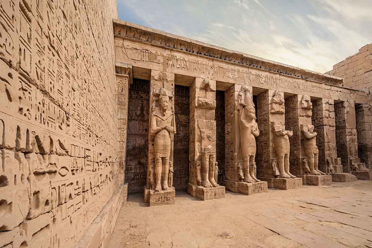 Travel to Cairo and world's greatest open-air museum Luxor