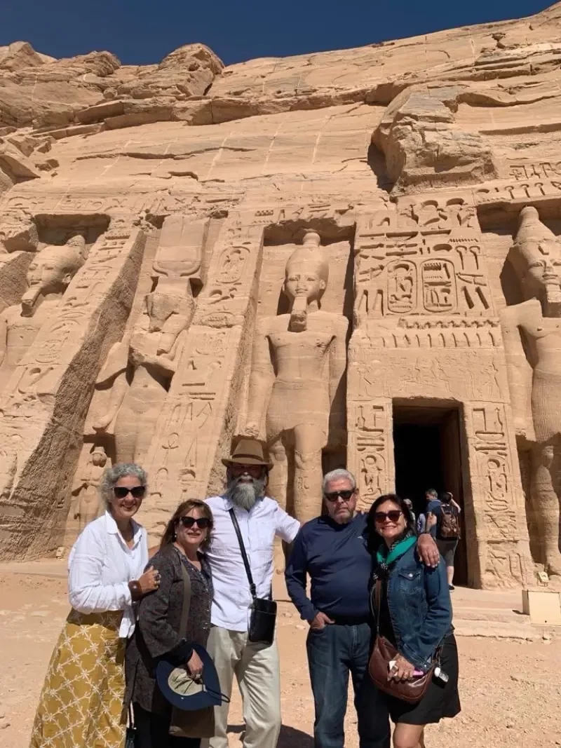 Visita de un día por los Templos de Abu Simbel desde El Cairo