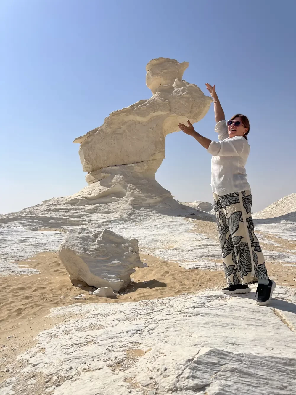Viaje por el Desierto Blanco y Bahareya desde El Cairo