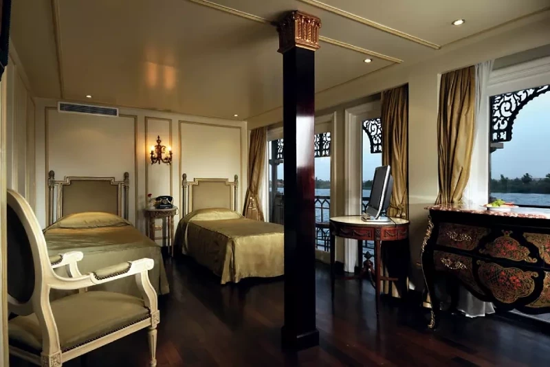 Cairo & Long Nile Cruise Tour